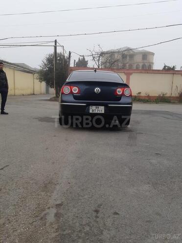 Volkswagen Passat 2005, 204,097 km - 2.0 l - Bakı