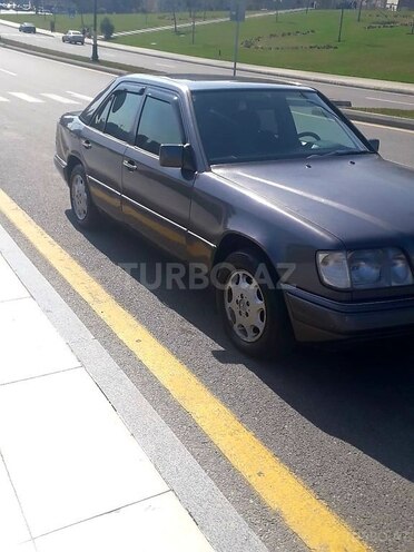 Mercedes E 220 1994, 358,000 km - 2.2 л - Bakı