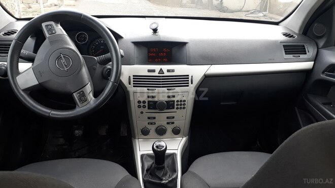 Opel Astra 2009, 261,000 km - 1.3 л - Bakı