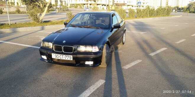 BMW 318 1992, 250,000 km - 1.8 l - Bakı