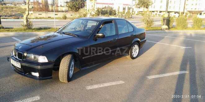 BMW 318 1992, 250,000 km - 1.8 l - Bakı