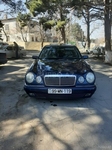 Mercedes E 240 1998, 247,000 km - 2.4 l - Bakı