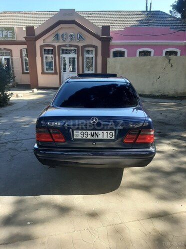 Mercedes E 240 1998, 247,000 km - 2.4 l - Bakı
