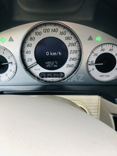 Mercedes E 320 2003, 218,300 km - 3.2 л - Bakı