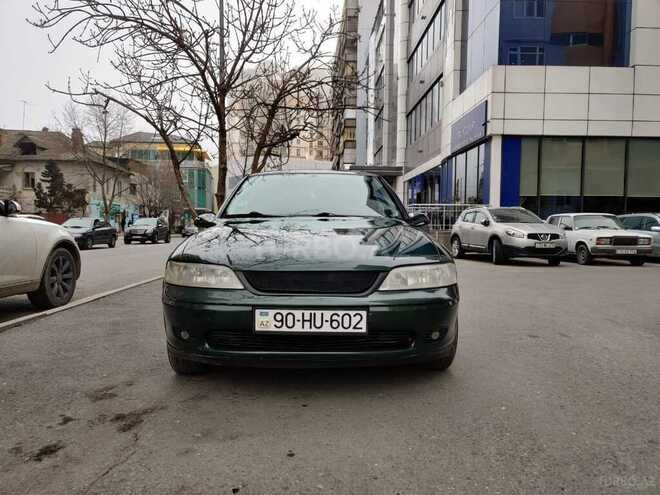 Opel Vectra 1999, 302,000 km - 1.8 l - Bakı