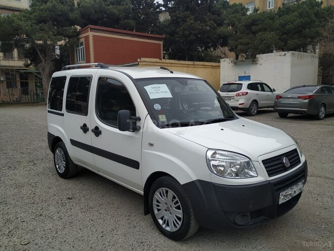 Fiat Doblo 2010, 242,000 km - 1.4 л - Bakı