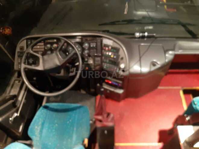 Mercedes  1999, 452,000 km - 11.0 l - Bakı