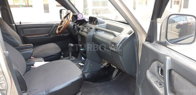 Mitsubishi Pajero 1993, 300,000 km - 2.5 л - Gəncə