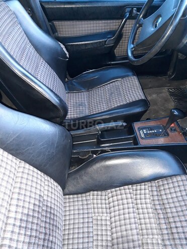 Mercedes 190 1991, 270,000 km - 1.8 л - Bakı