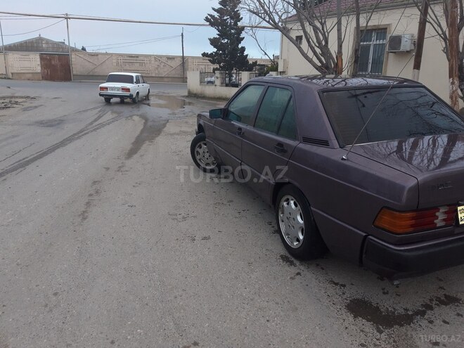 Mercedes 190 1991, 270,000 km - 1.8 л - Bakı