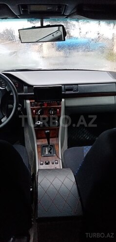 Mercedes E 200 1993, 373,683 km - 2.0 l - Bakı