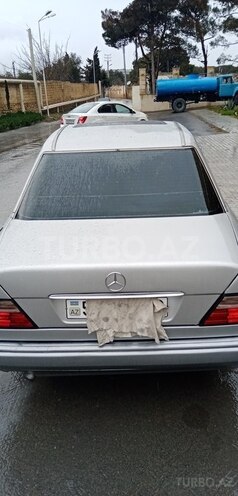 Mercedes E 200 1993, 373,683 km - 2.0 l - Bakı