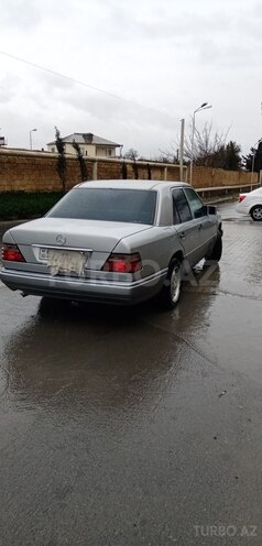 Mercedes E 200 1993, 373,683 km - 2.0 l - Bakı