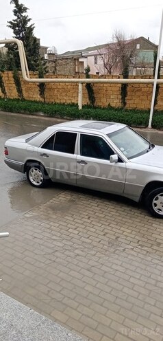 Mercedes E 200 1993, 373,683 km - 2.0 l - Bakı