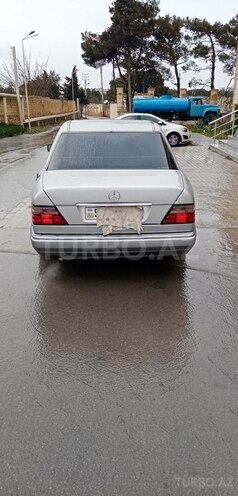 Mercedes E 200 1993, 373,683 km - 2.0 l - Bakı