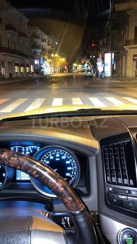 Toyota Land Cruiser 2010, 130,000 km - 5.7 l - Bakı