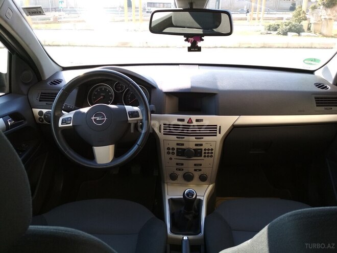 Opel Astra 2008, 165,000 km - 1.4 l - Bakı