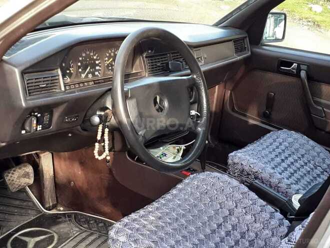 Mercedes 190 1989, 253,000 km - 2.0 л - Bakı