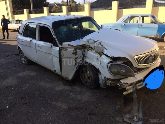 GAZ 3110 2004, 187,000 km - 0.3 l - Salyan