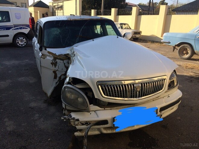 GAZ 3110 2004, 187,000 km - 0.3 l - Salyan