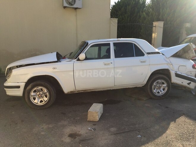 GAZ 3110 2004, 187,000 km - 0.3 l - Salyan