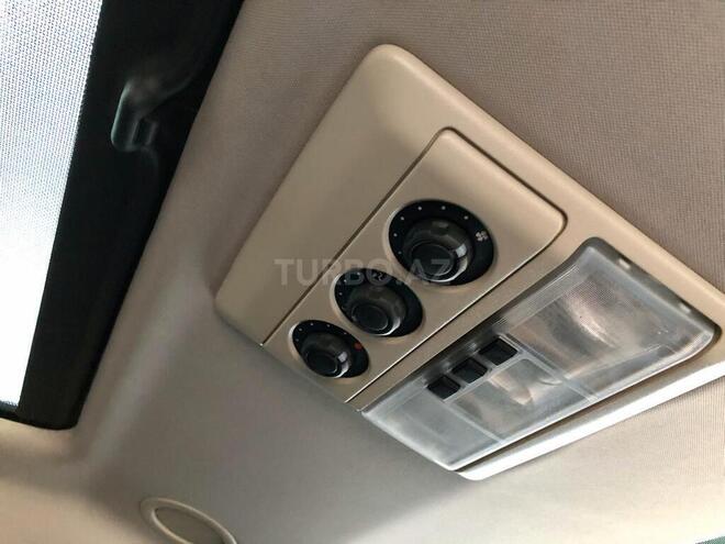 Land Rover Discovery 2015, 77,000 km - 3.0 l - Bakı