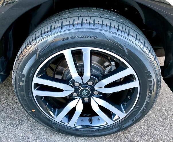 Land Rover Discovery 2015, 77,000 km - 3.0 l - Bakı