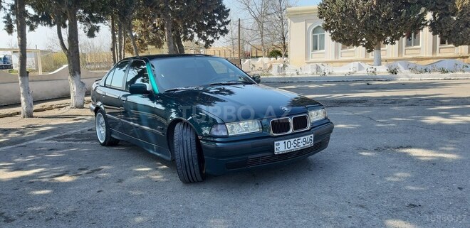 BMW 320 1996, 235,000 km - 2.0 l - Salyan