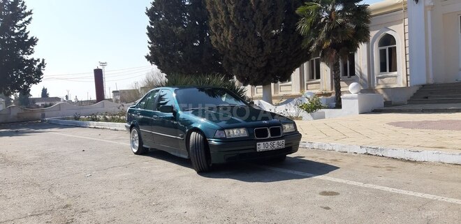 BMW 320 1996, 235,000 km - 2.0 l - Salyan