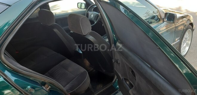 BMW 320 1996, 235,000 km - 2.0 l - Salyan