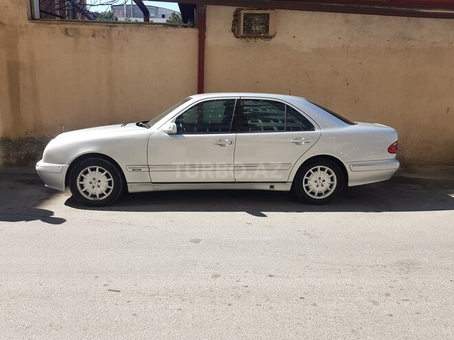Mercedes E 230 1995, 502,000 km - 2.3 l - Bakı