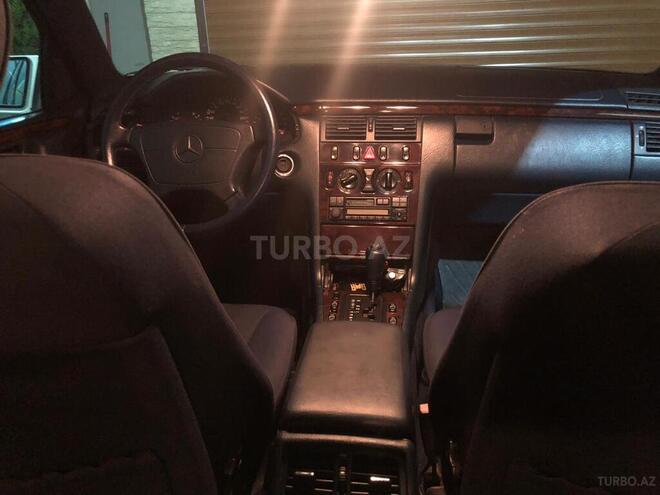 Mercedes E 230 1997, 340,000 km - 2.3 l - Bakı