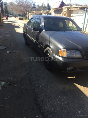 Mercedes C 220 1993, 300,000 km - 2.2 l - Bakı