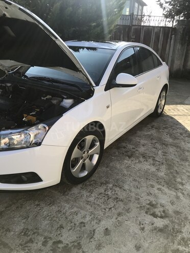 Chevrolet Cruze 2010, 185,000 km - 1.8 л - Lənkəran
