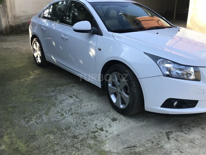 Chevrolet Cruze 2010, 185,000 km - 1.8 л - Lənkəran