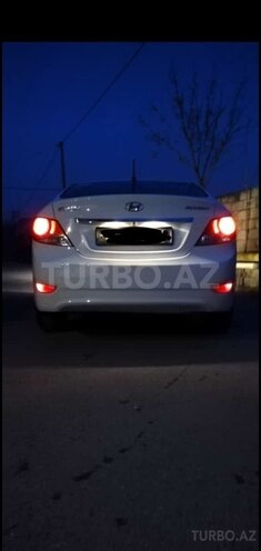 Hyundai Accent 2011, 133,000 km - 1.6 л - Bakı