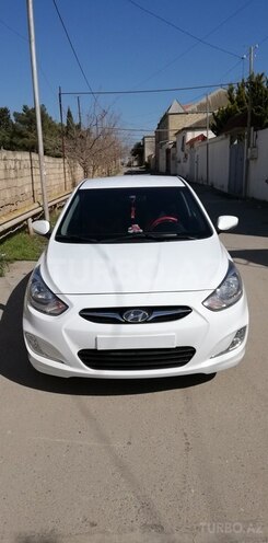 Hyundai Accent 2011, 133,000 km - 1.6 л - Bakı