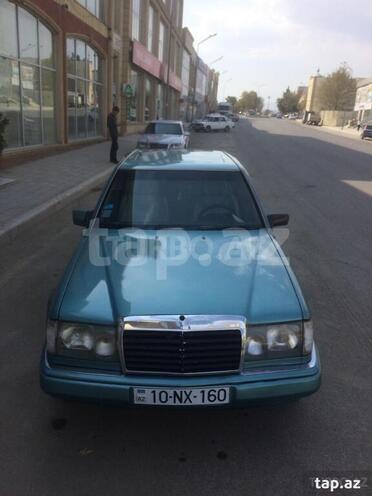 Mercedes E 220 1993, 346,000 km - 2.2 л - Goranboy
