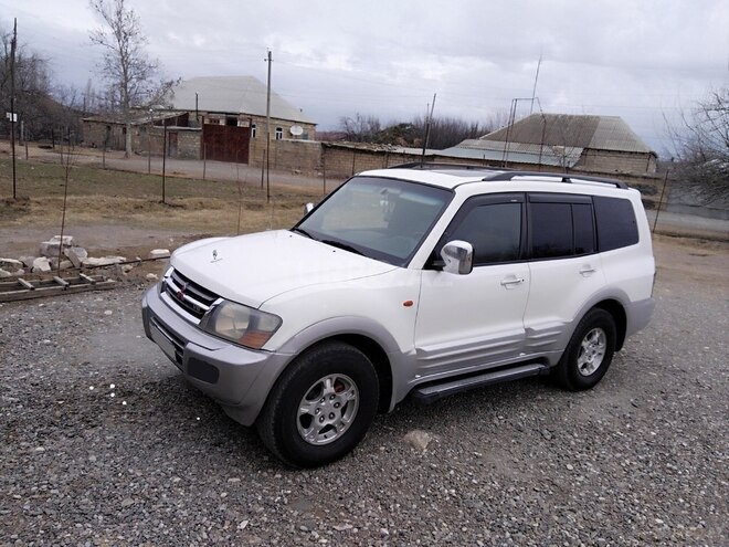 Mitsubishi Pajero 2003, 186,500 km - 3.0 l - Gəncə