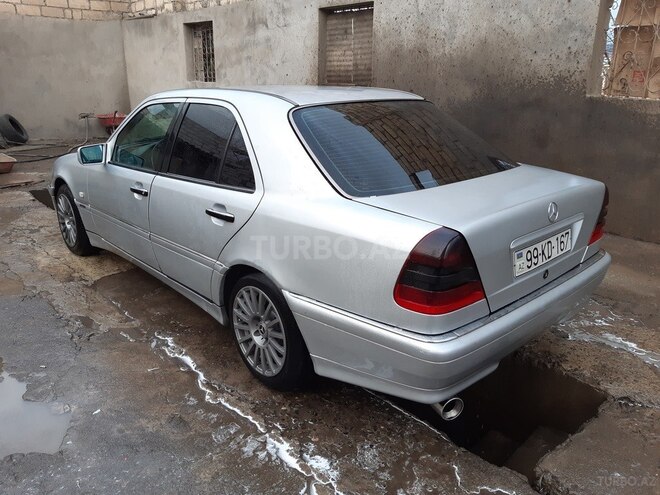 Mercedes C 220 1997, 540,000 km - 2.2 l - Bakı