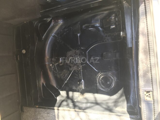 Mercedes E 230 1992, 264,000 km - 2.3 l - Bakı