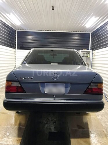 Mercedes E 230 1992, 264,000 km - 2.3 l - Bakı