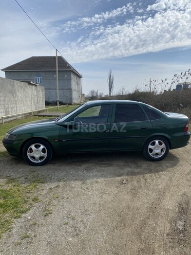 Opel Vectra 1996, 125,837 km - 1.8 l - Lənkəran