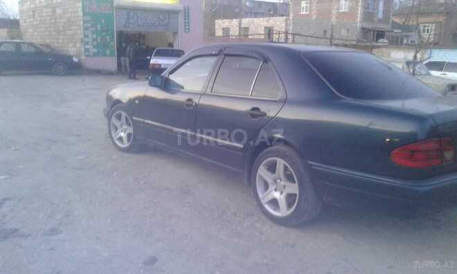 Mercedes E 220 1997, 381,500 km - 2.2 л - Bakı