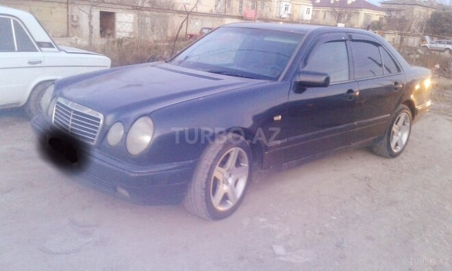 Mercedes E 220 1997, 381,500 km - 2.2 л - Bakı