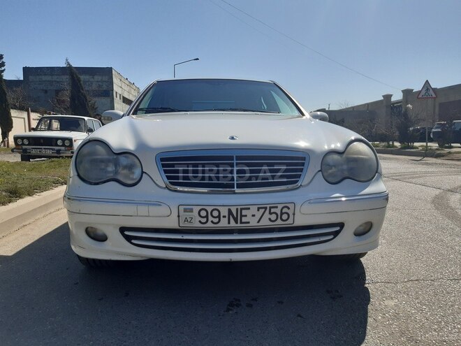 Mercedes C 240 2001, 189,674 km - 2.6 l - Sumqayıt