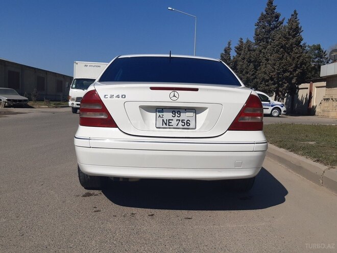 Mercedes C 240 2001, 189,674 km - 2.6 l - Sumqayıt