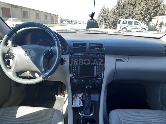 Mercedes C 240 2001, 189,674 km - 2.6 l - Sumqayıt