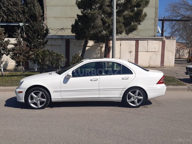 Mercedes C 240 2001, 189,674 km - 2.6 l - Sumqayıt