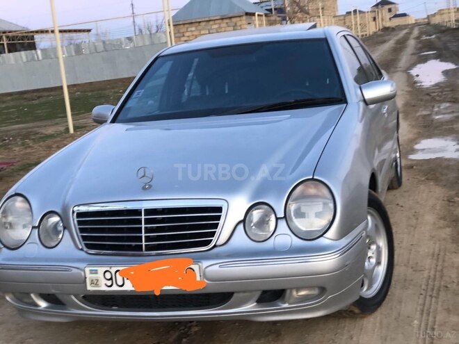Mercedes E 270 2000, 291,000 km - 2.7 л - Şirvan